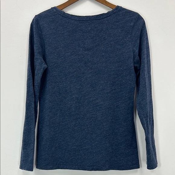 L.L. Bean Women's Navy Long Sleeve Top Size Small 100% Cotton Blue Pocket Staple - Picture 4 of 6